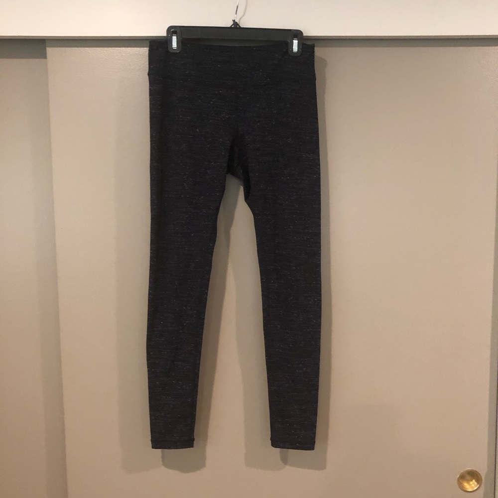 Zella Black with grey speckled leggings